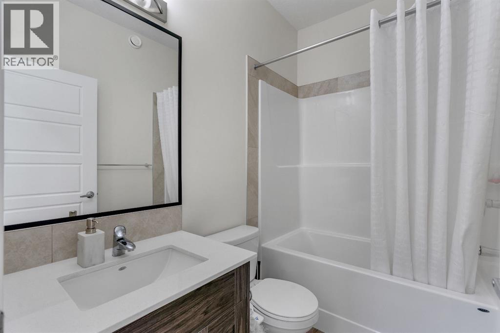 Single Family House for Sale in  Savanna Link NE Saddle Ridge Calgary 