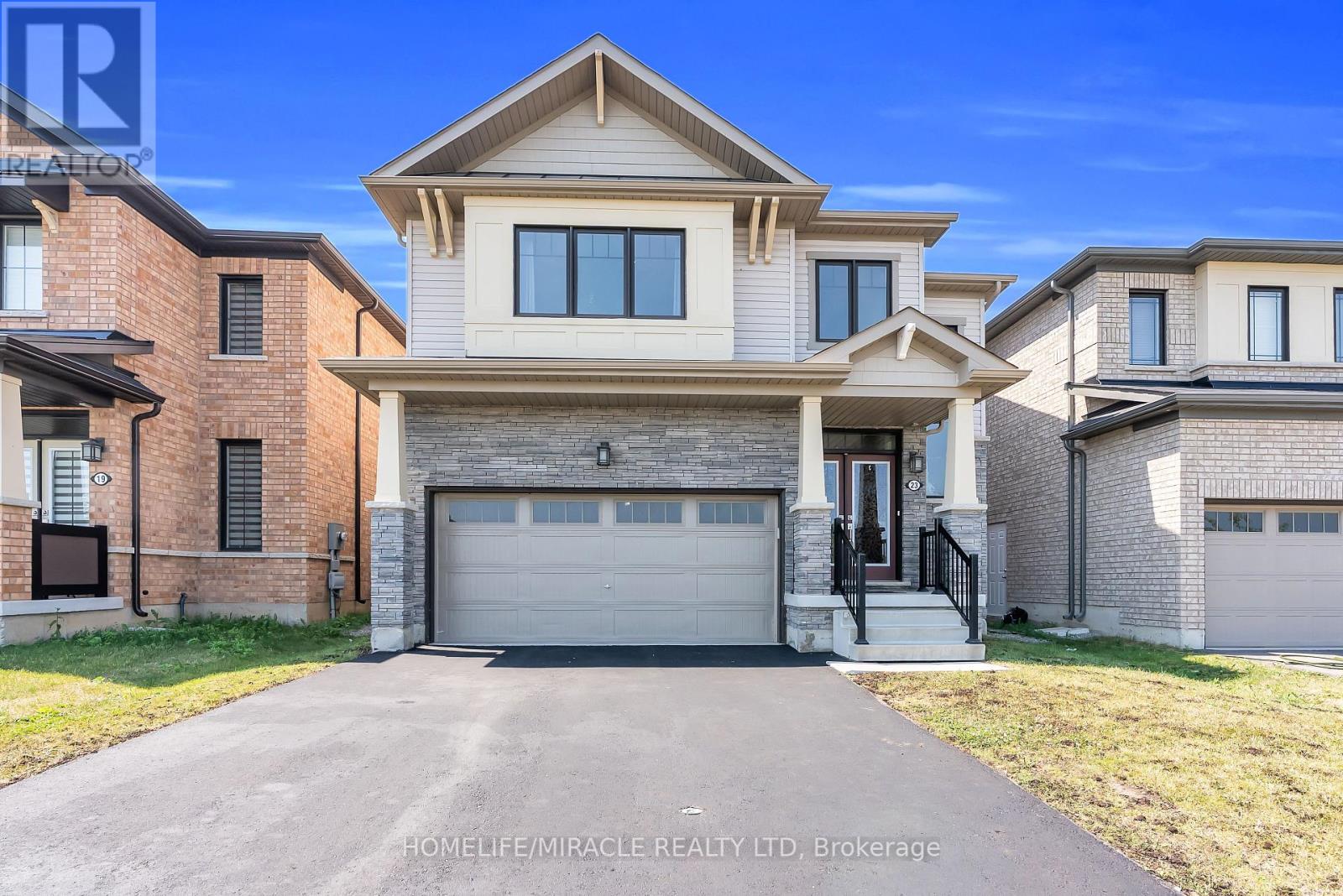 Photo 1 of 23 Royal Coachman Way, Hamilton ON