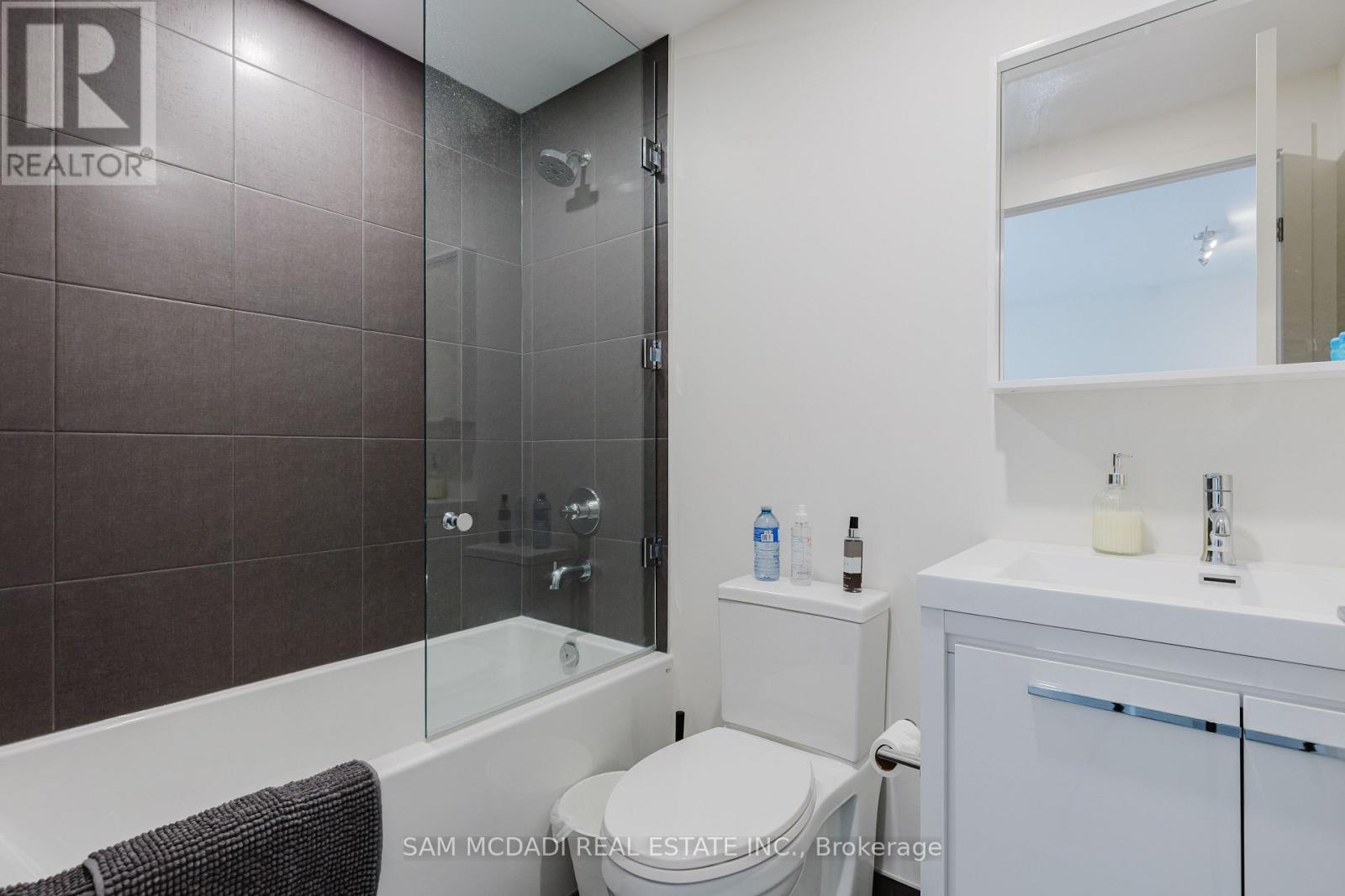 Photo 15 of 1305 212 King William Street, Hamilton ON
