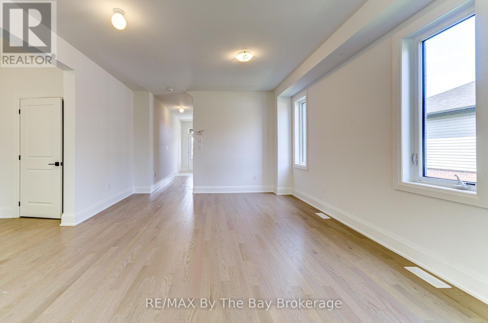 Photo 22 of 13 Emerald Street, Wasaga Beach ON