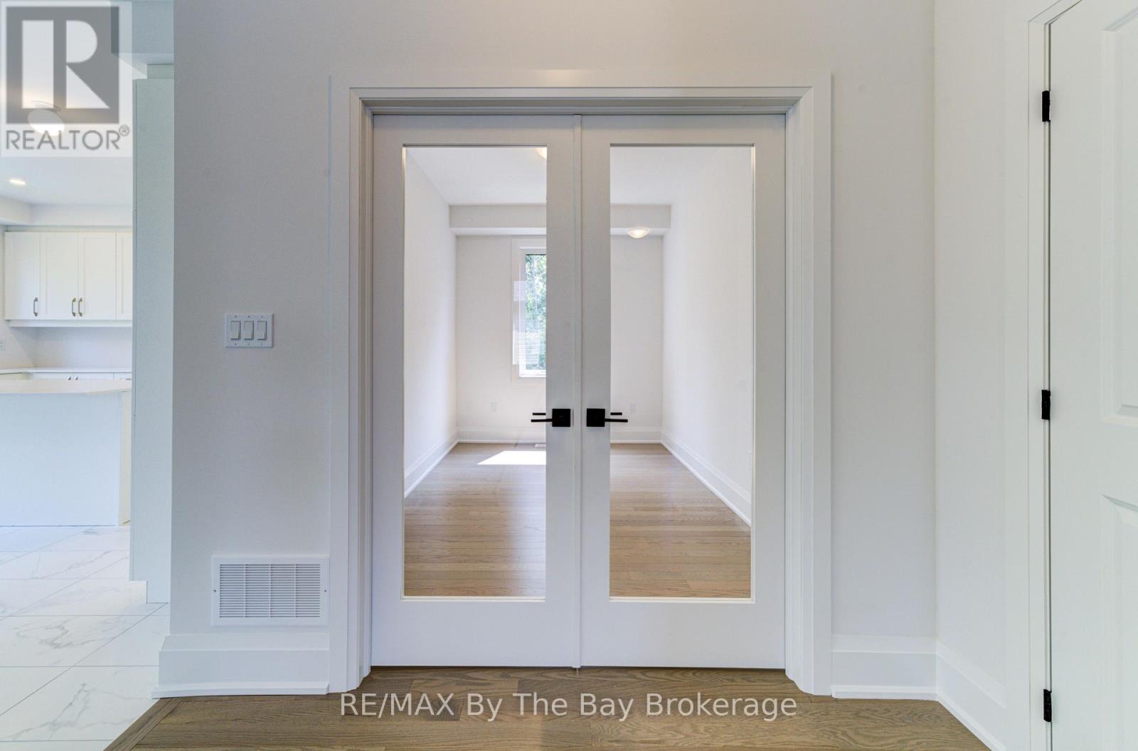 Photo 16 of 13 Emerald Street, Wasaga Beach ON