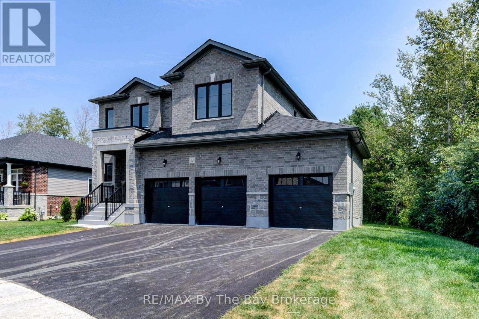 Photo 20 of 13 Emerald Street, Wasaga Beach ON
