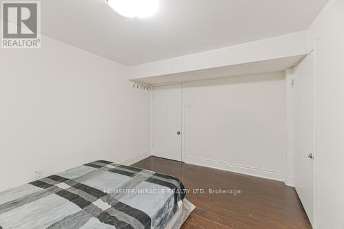 Photo 15 of 6 Beechwood Crescent, Brampton ON