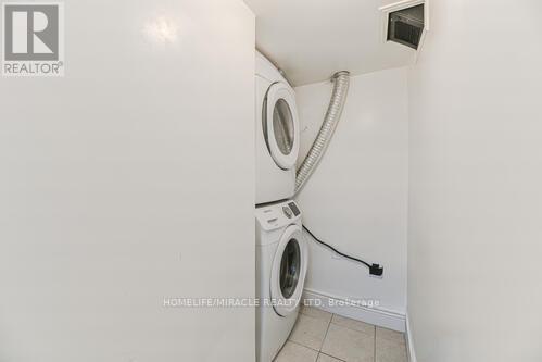 Photo 23 of 6 Beechwood Crescent, Brampton ON