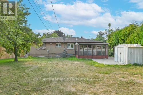 Photo 29 of 6 Beechwood Crescent, Brampton ON