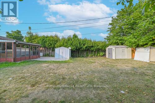 Photo 14 of 6 Beechwood Crescent, Brampton ON