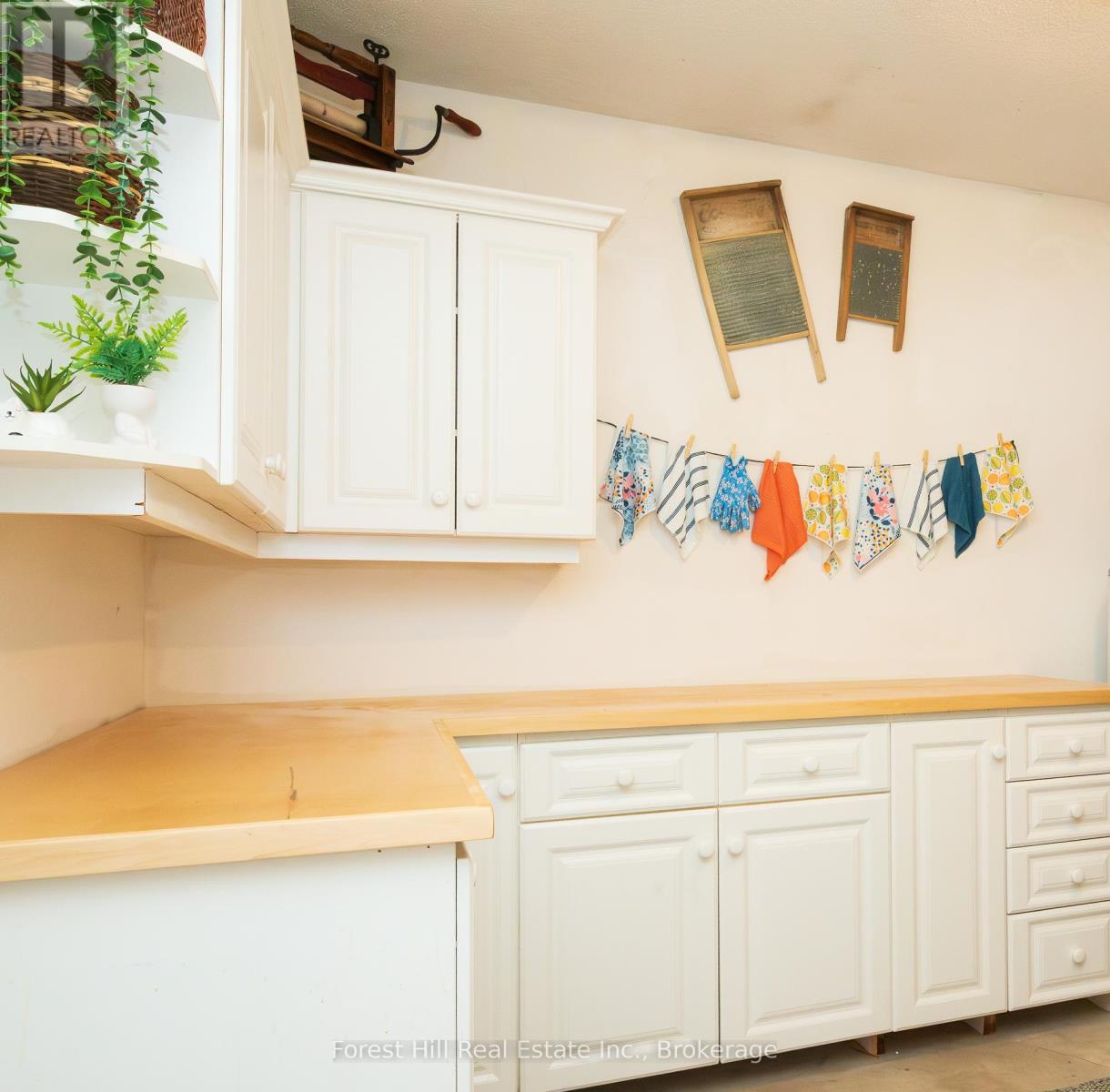 Photo 30 of 35 Westvale Drive S, Bracebridge ON