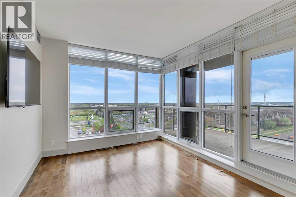 Single Family House for Sale in   Shawnee Hill SW Shawnee Slopes Calgary 
