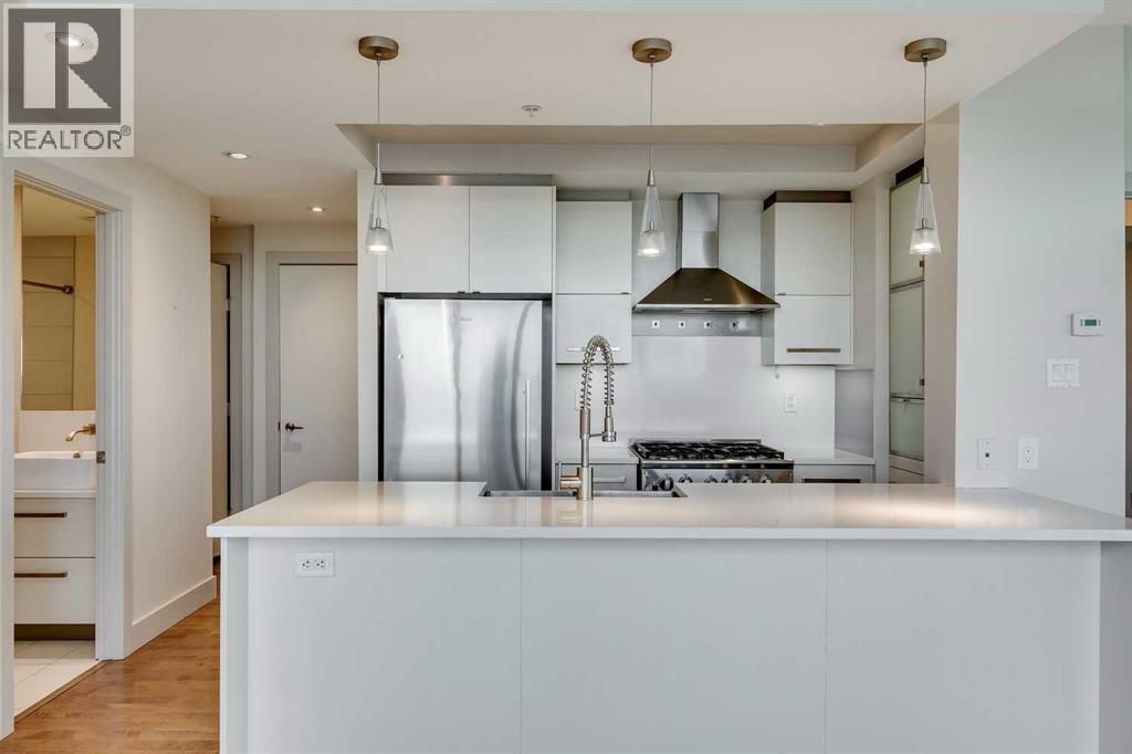 Single Family House for Sale in   Shawnee Hill SW Shawnee Slopes Calgary 