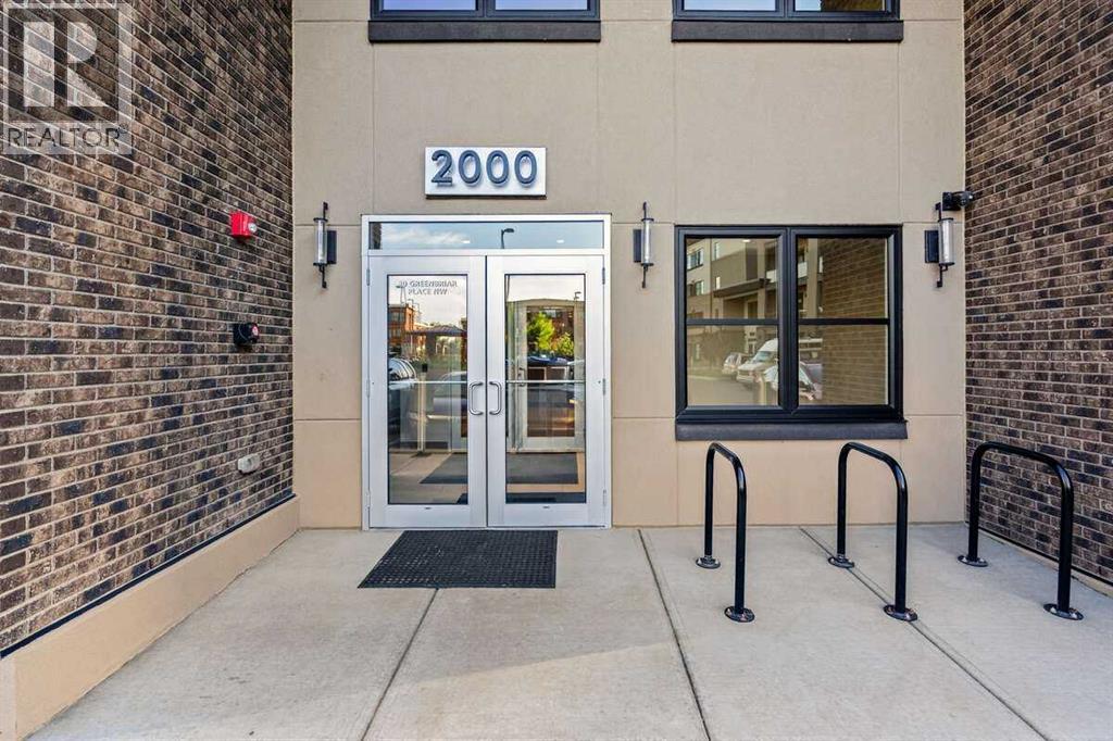 Single Family House for Sale in   Greenbriar Place NW Greenwood/Greenbriar Calgary 