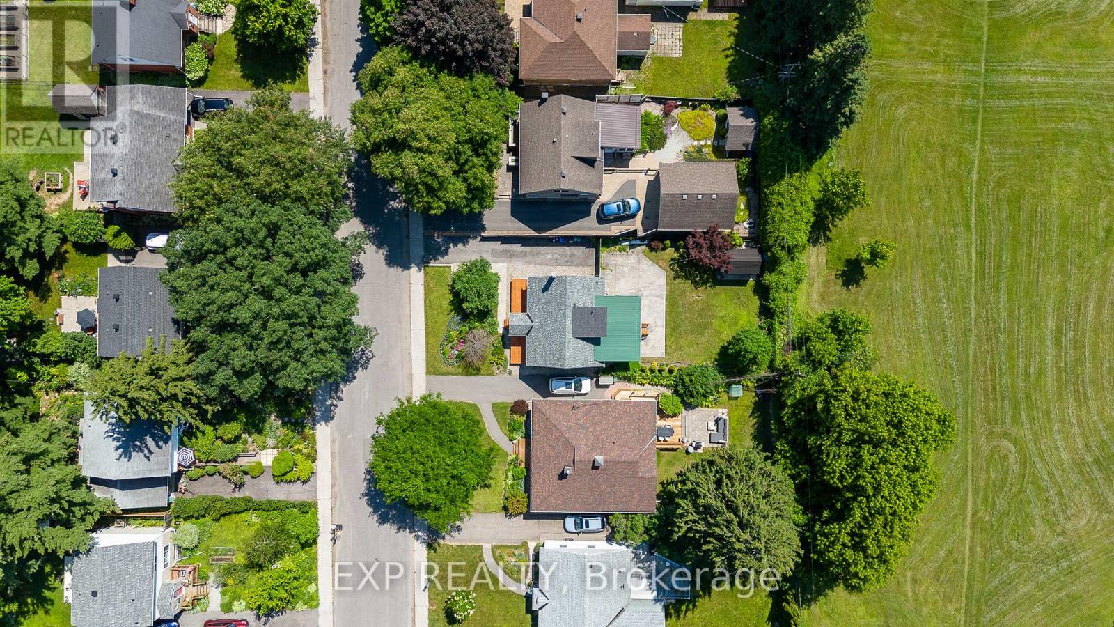 Photo 37 of 1552 Caledon Street, Ottawa ON