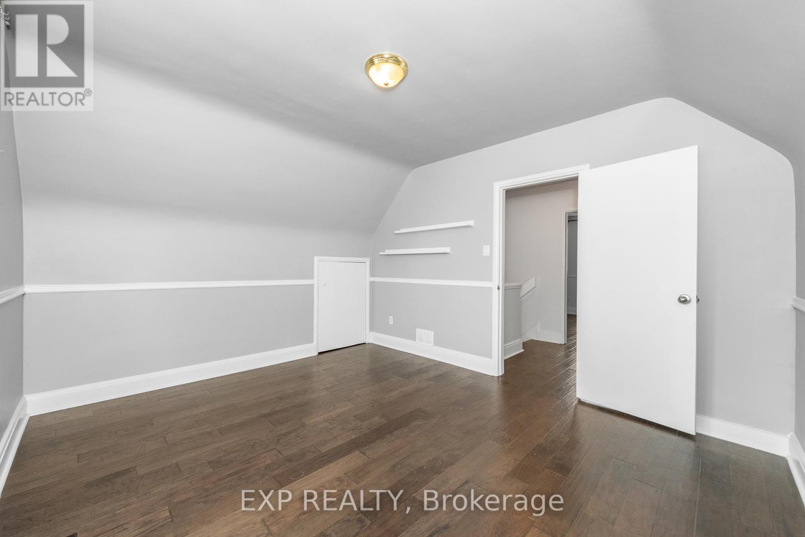 Photo 19 of 1552 Caledon Street, Ottawa ON