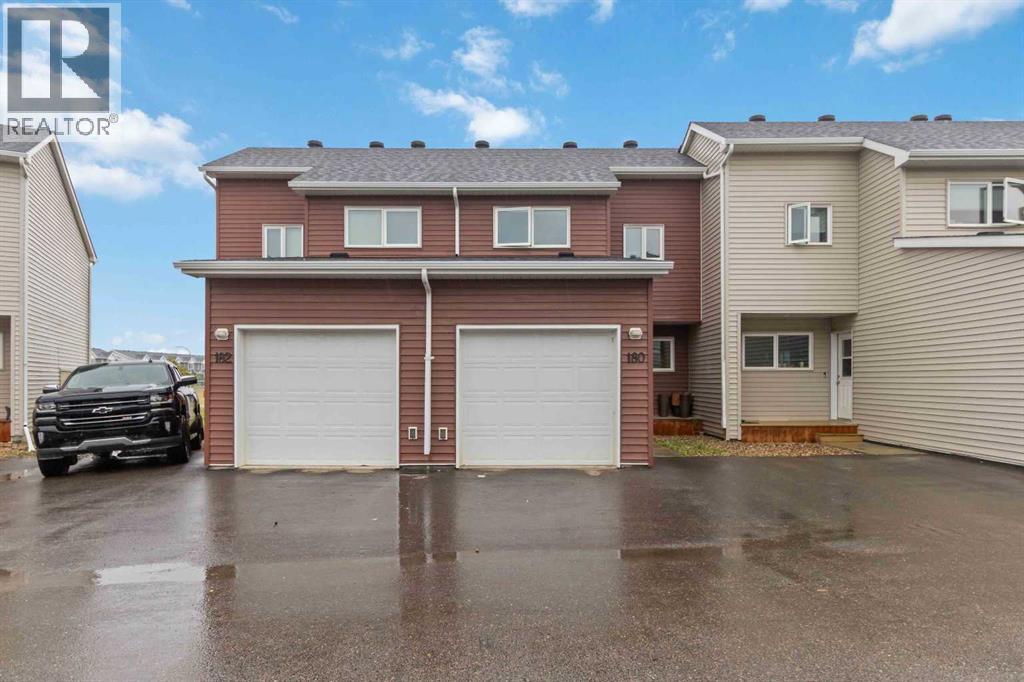 Photo 1 of 180 Almond Crescent, Fort Mcmurray AB