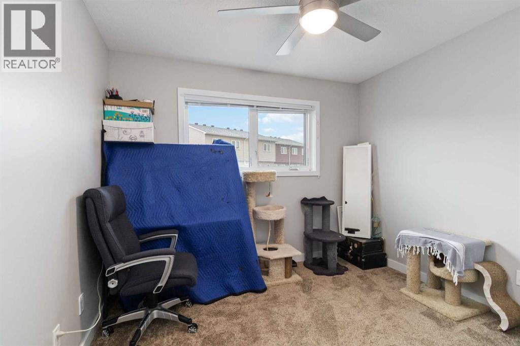 Photo 13 of 180 Almond Crescent, Fort Mcmurray AB