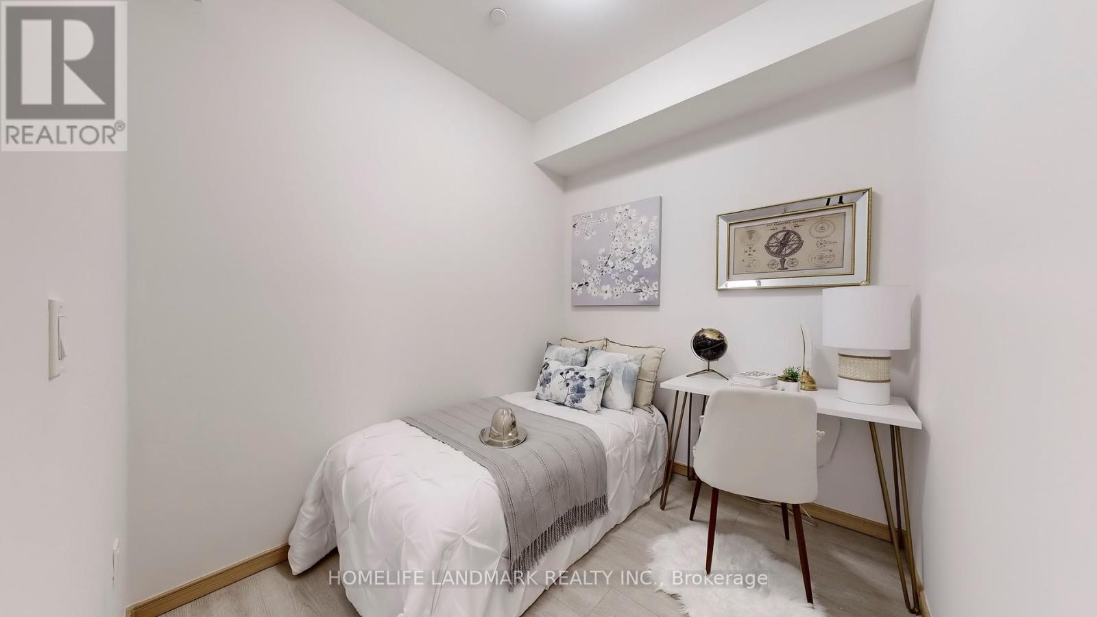 Photo 32 of D 207 200 Chester Le Boulevard, Toronto ON