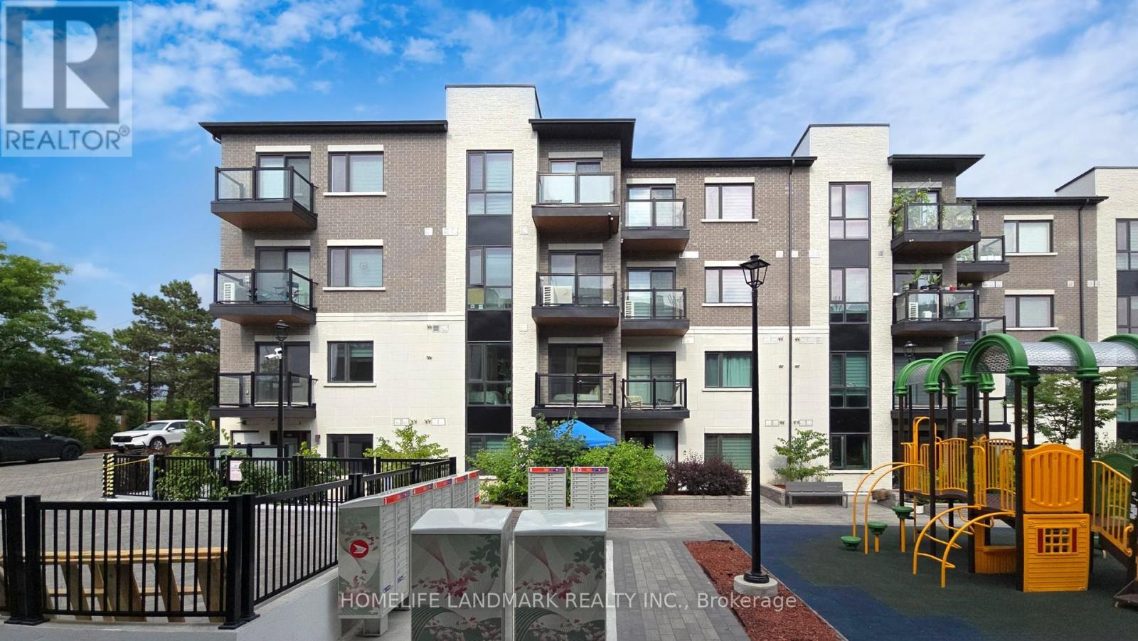Photo 41 of D 207 200 Chester Le Boulevard, Toronto ON