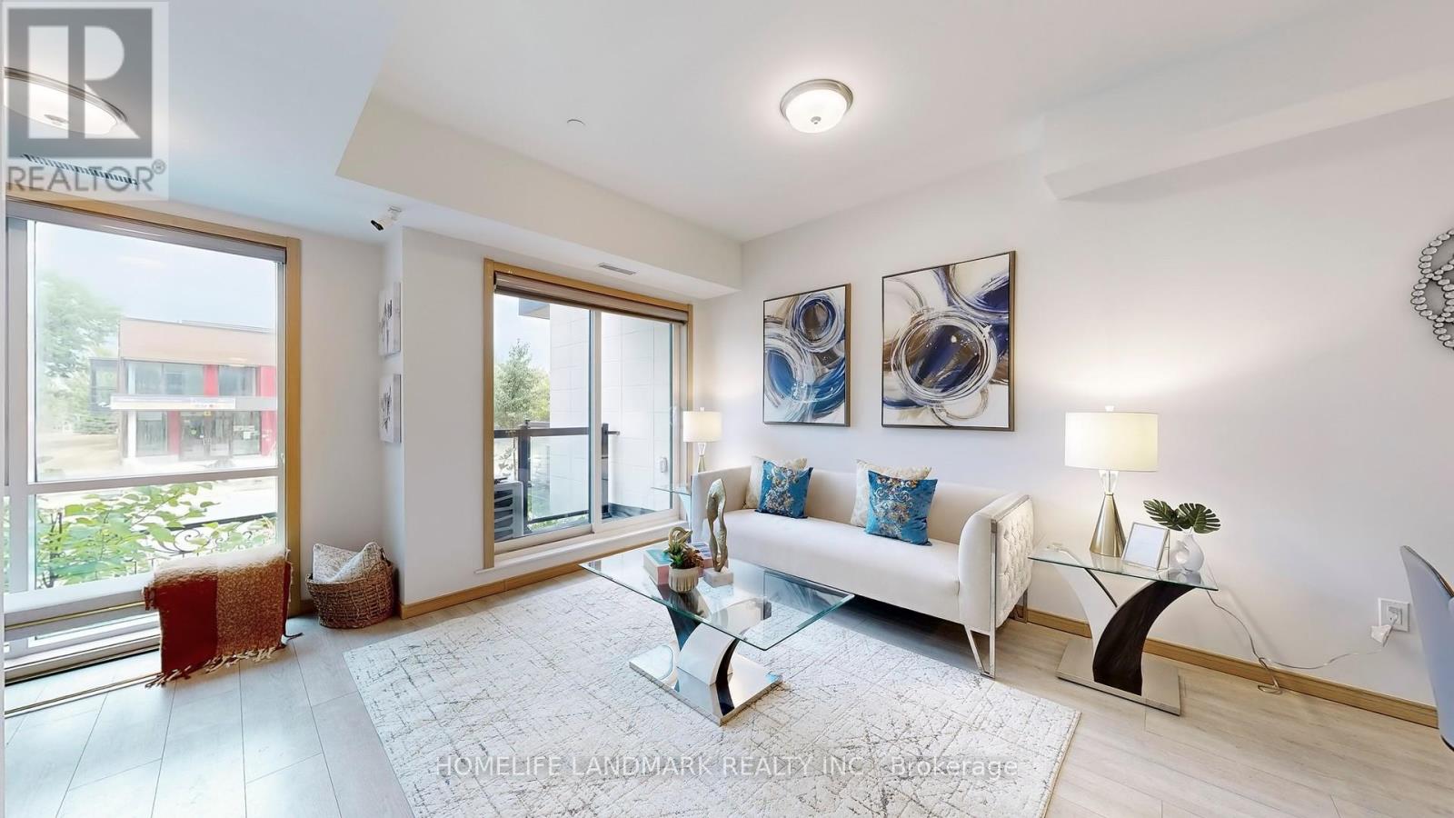 Photo 5 of D 207 200 Chester Le Boulevard, Toronto ON
