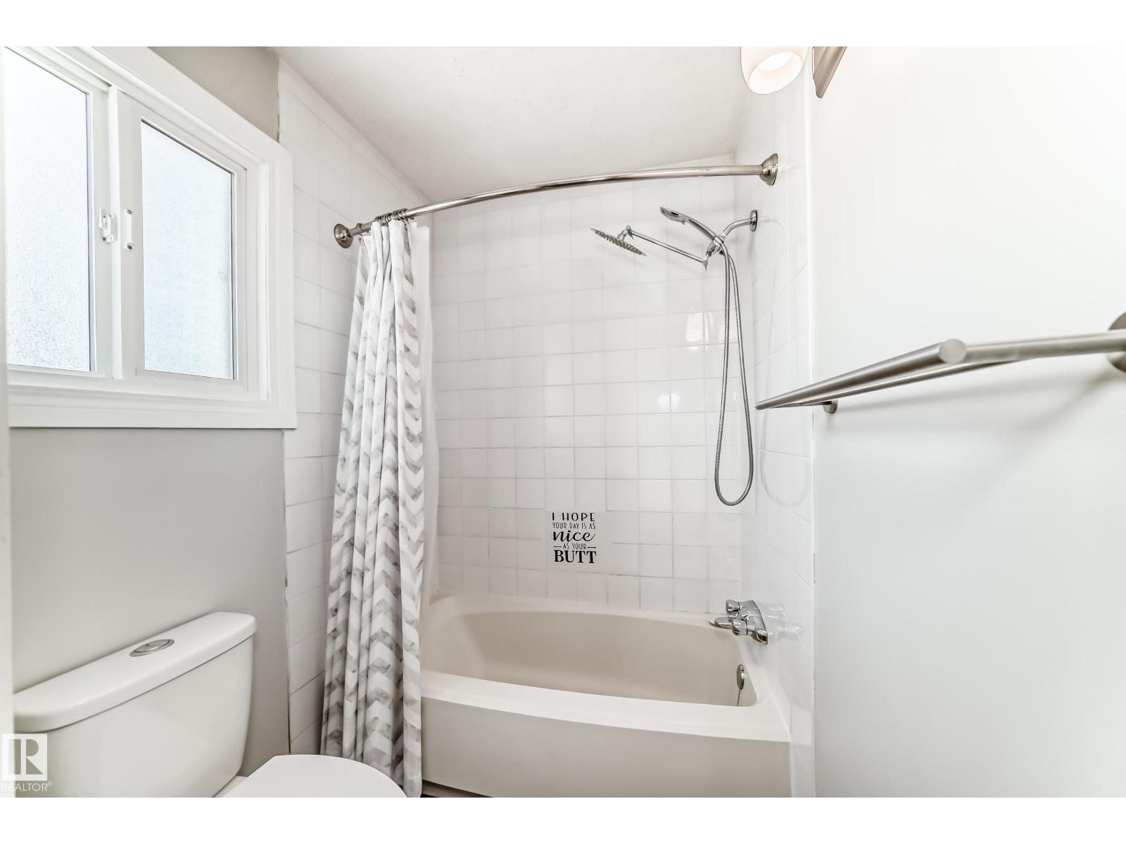 Photo 27 of 38 1415 62 St Nw, Edmonton AB