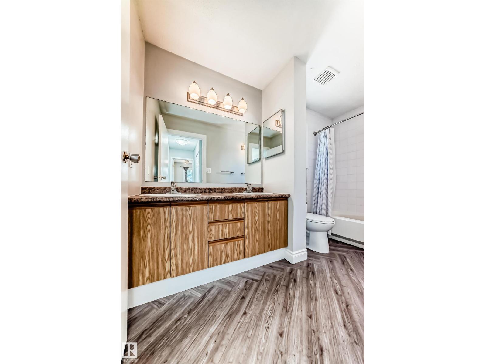 Photo 32 of 38 1415 62 St Nw, Edmonton AB