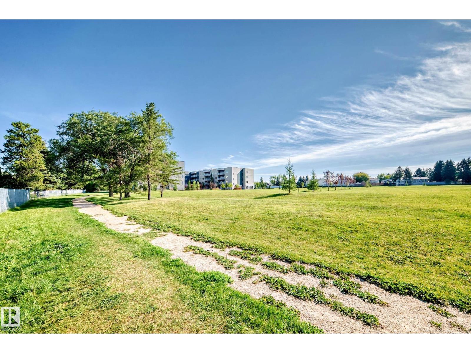Photo 53 of 38 1415 62 St Nw, Edmonton AB