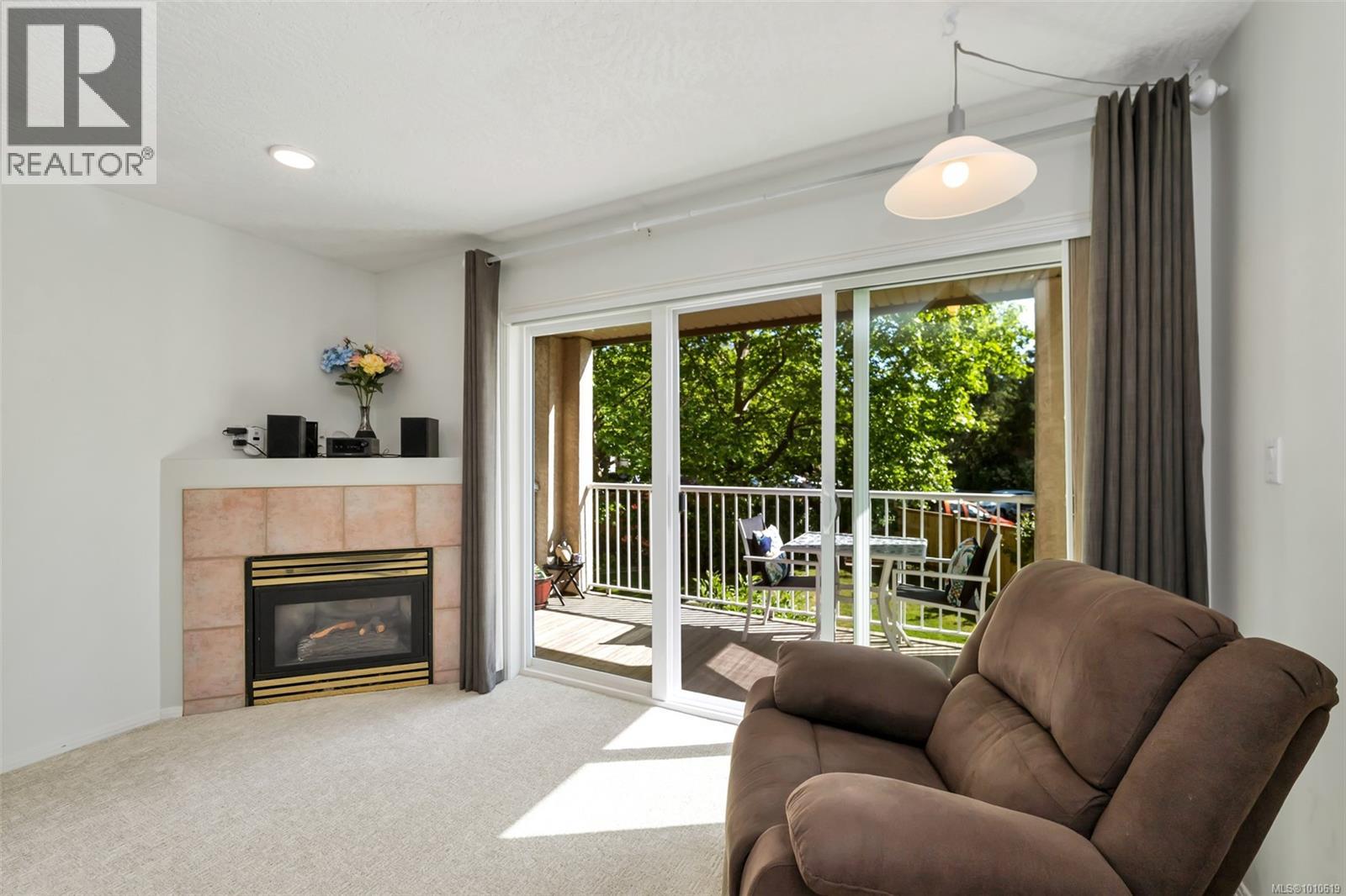Photo 9 of 204 1240 Verdier Ave, Central Saanich BC