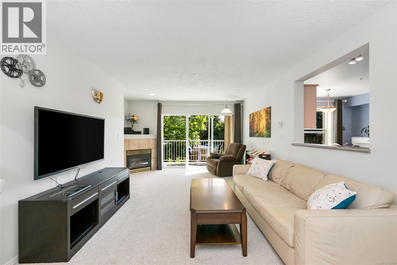 Photo 6 of 204 1240 Verdier Ave, Central Saanich BC