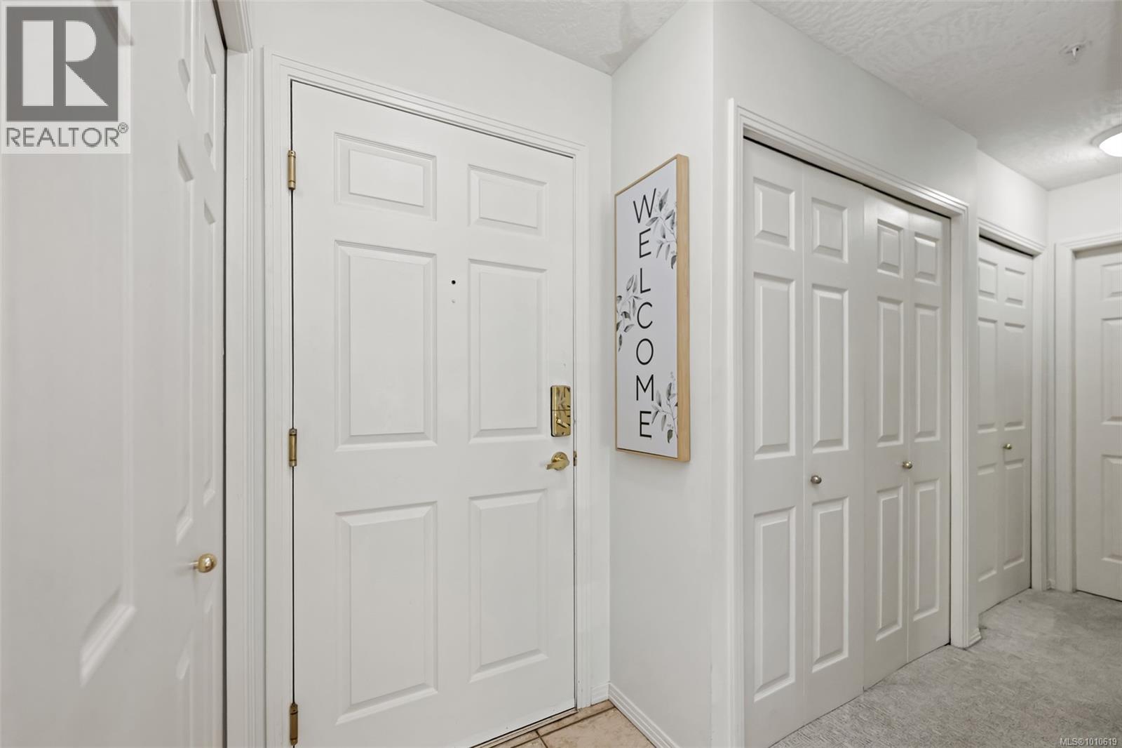 Photo 10 of 204 1240 Verdier Ave, Central Saanich BC