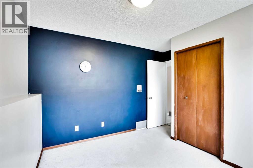 Single Family House 4 Level for Sale in  Rundlemere Road NE Rundle Calgary 