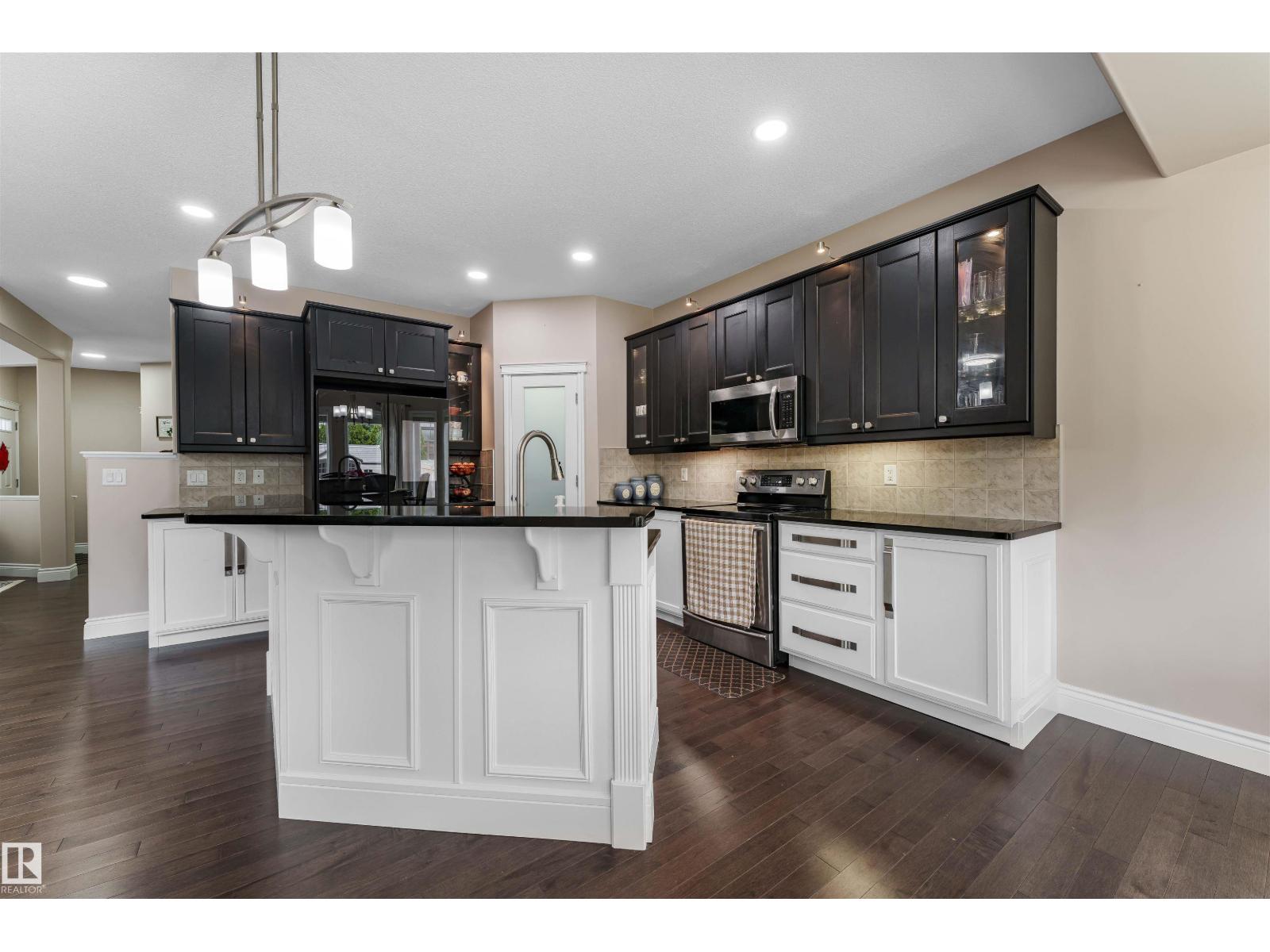 Photo 16 of 1705 63 A Street Sw, Edmonton AB