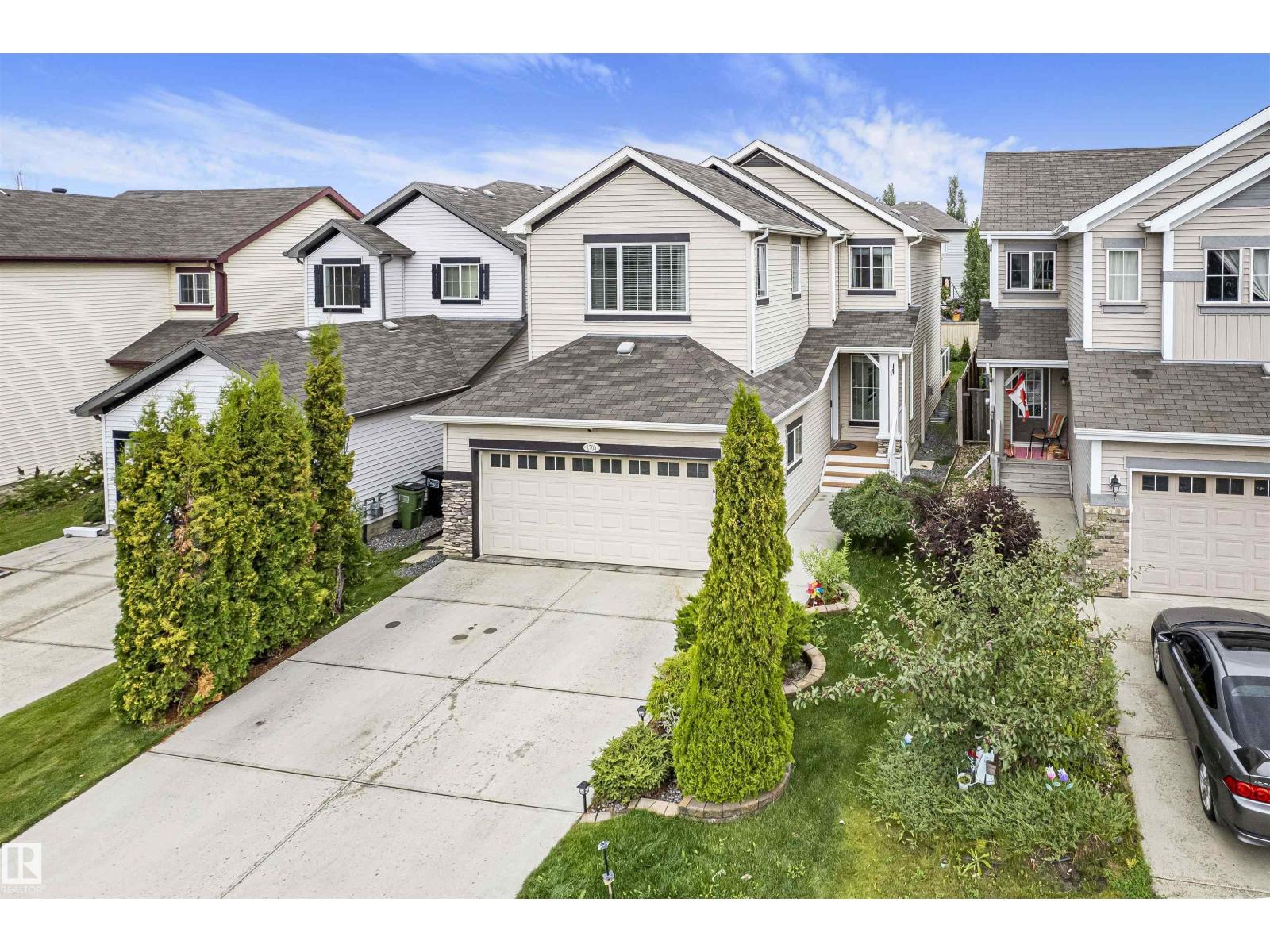 Photo 2 of 1705 63 A Street Sw, Edmonton AB