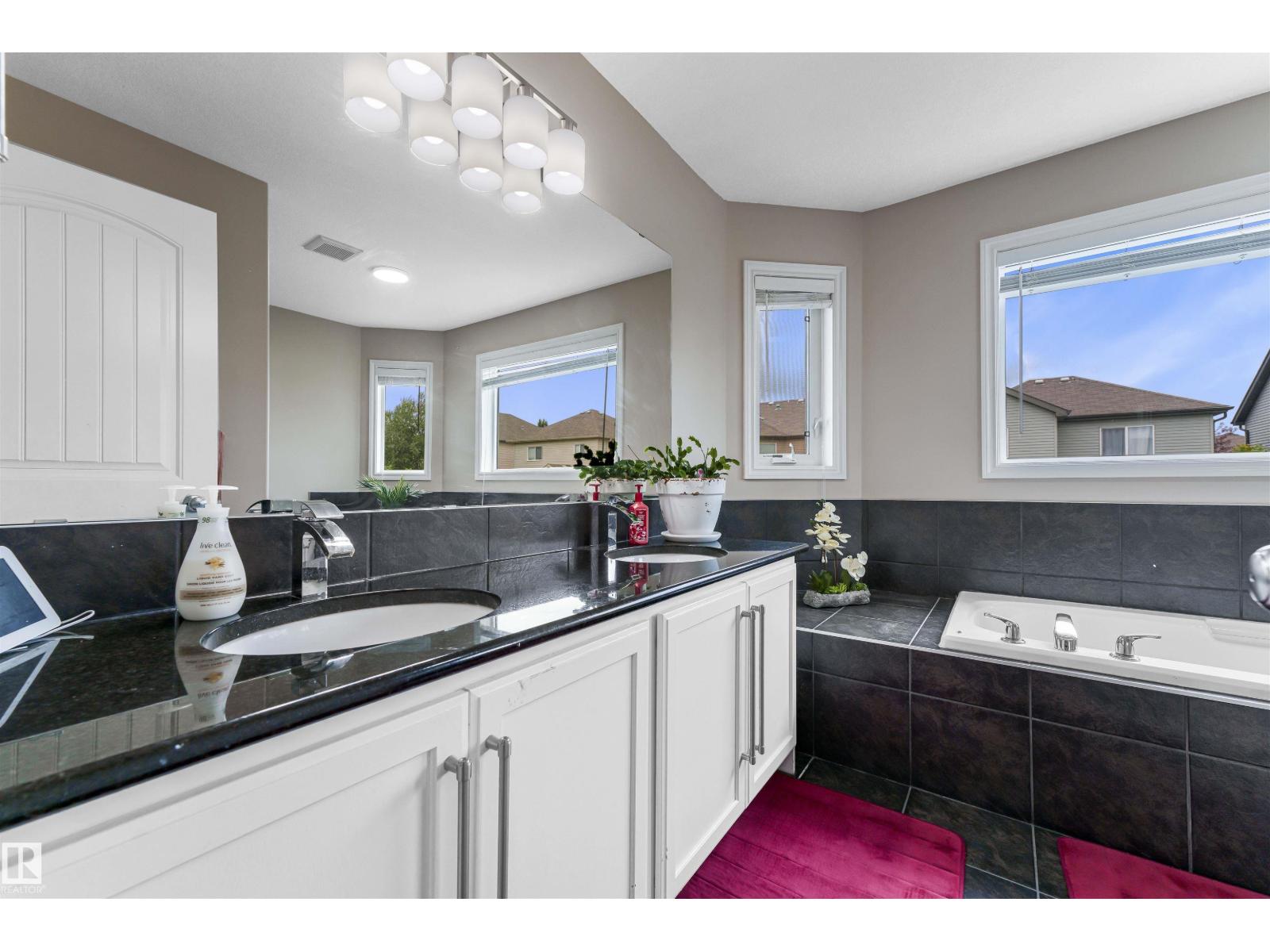 Photo 25 of 1705 63 A Street Sw, Edmonton AB