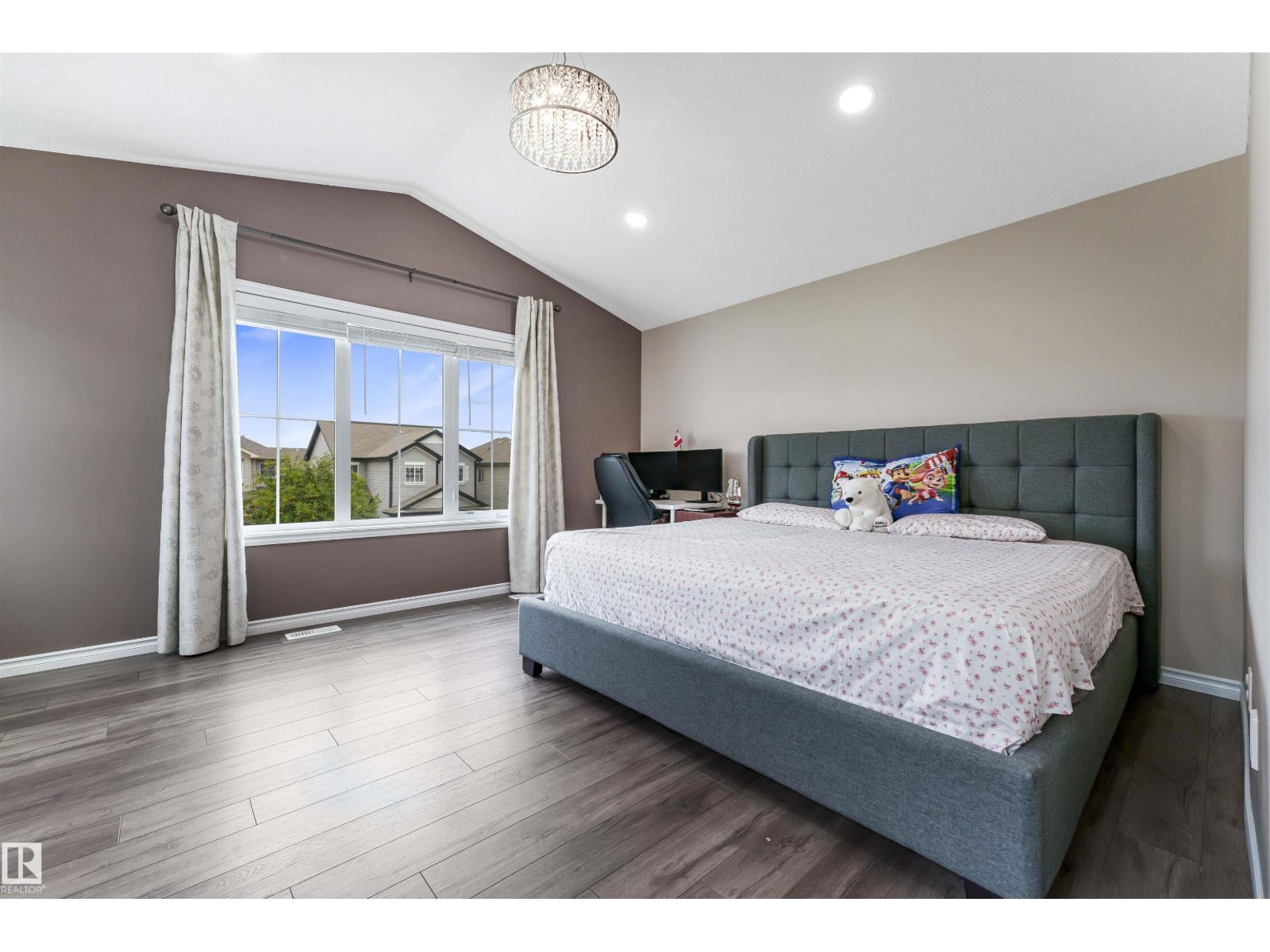 Photo 35 of 1705 63 A Street Sw, Edmonton AB