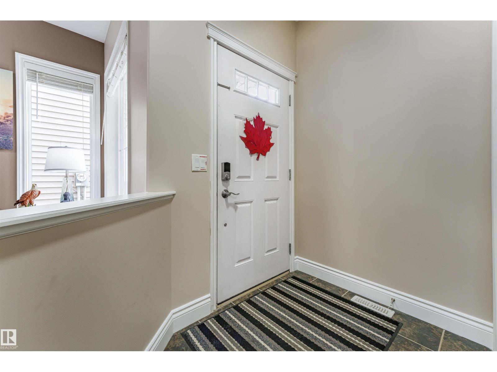 Photo 4 of 1705 63 A Street Sw, Edmonton AB