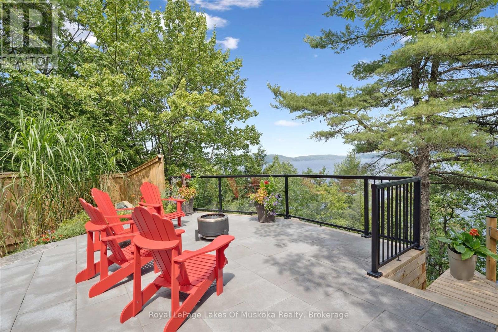 Photo 37 of 219 Rowanwood Lane, Huntsville ON