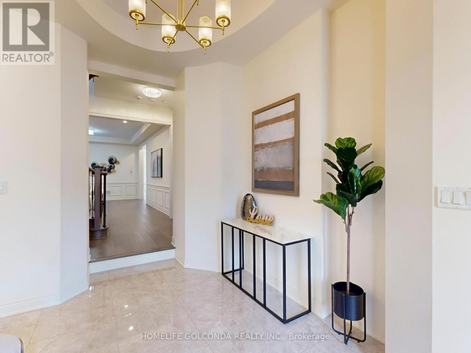 Photo 16 of 21 Planet Street, Richmond Hill ON