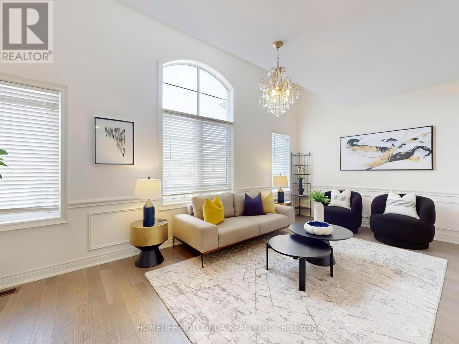 Photo 19 of 21 Planet Street, Richmond Hill ON