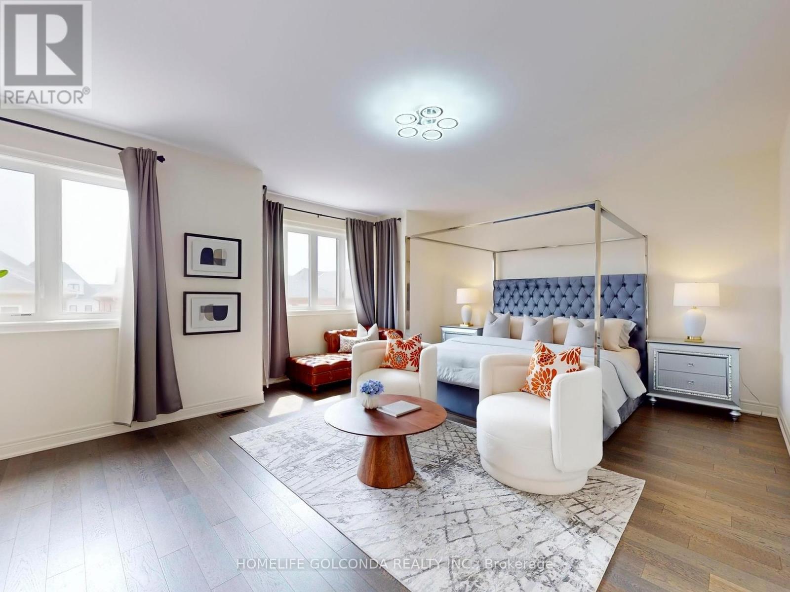 Photo 21 of 21 Planet Street, Richmond Hill ON