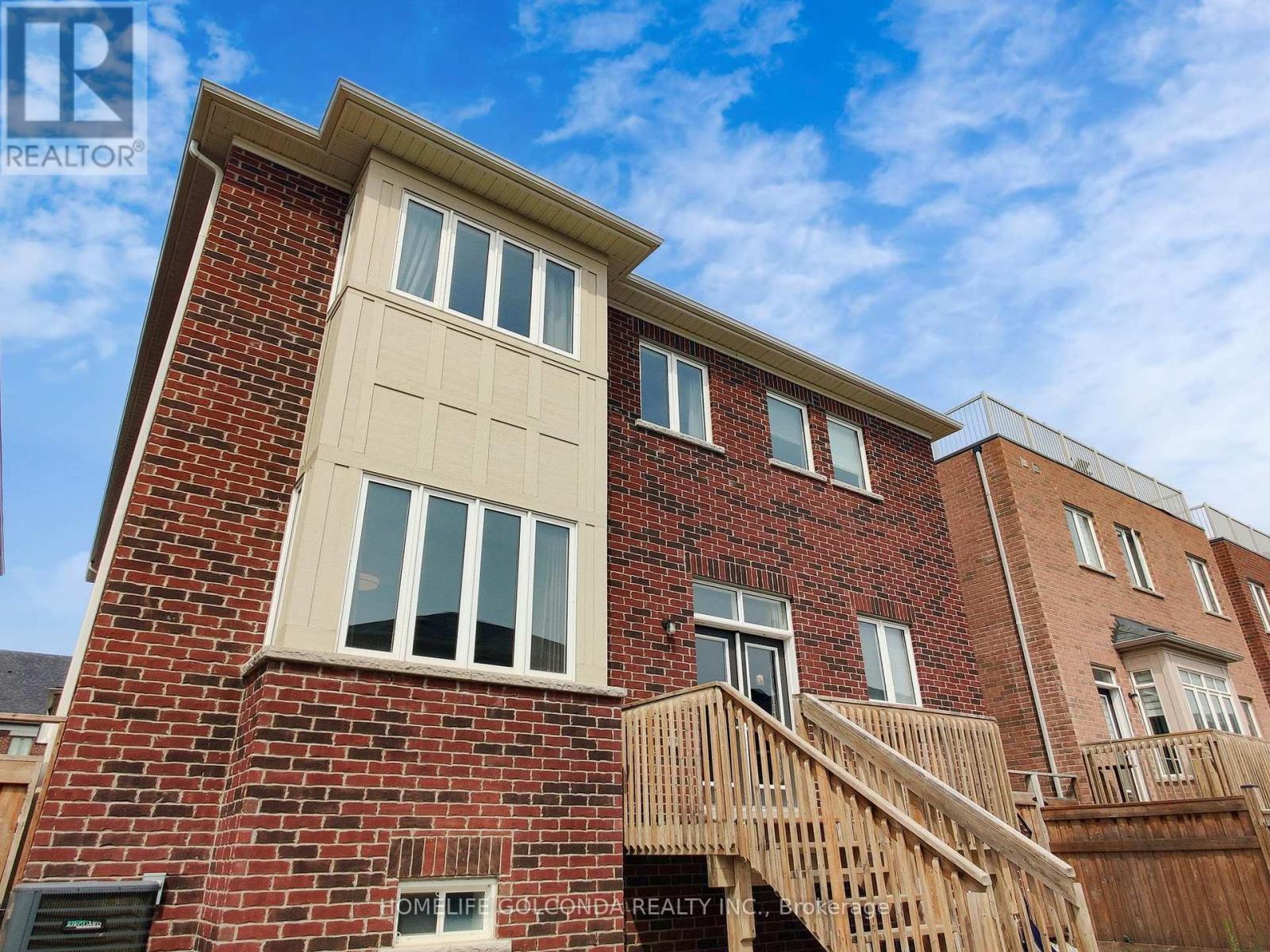 Photo 50 of 21 Planet Street, Richmond Hill ON