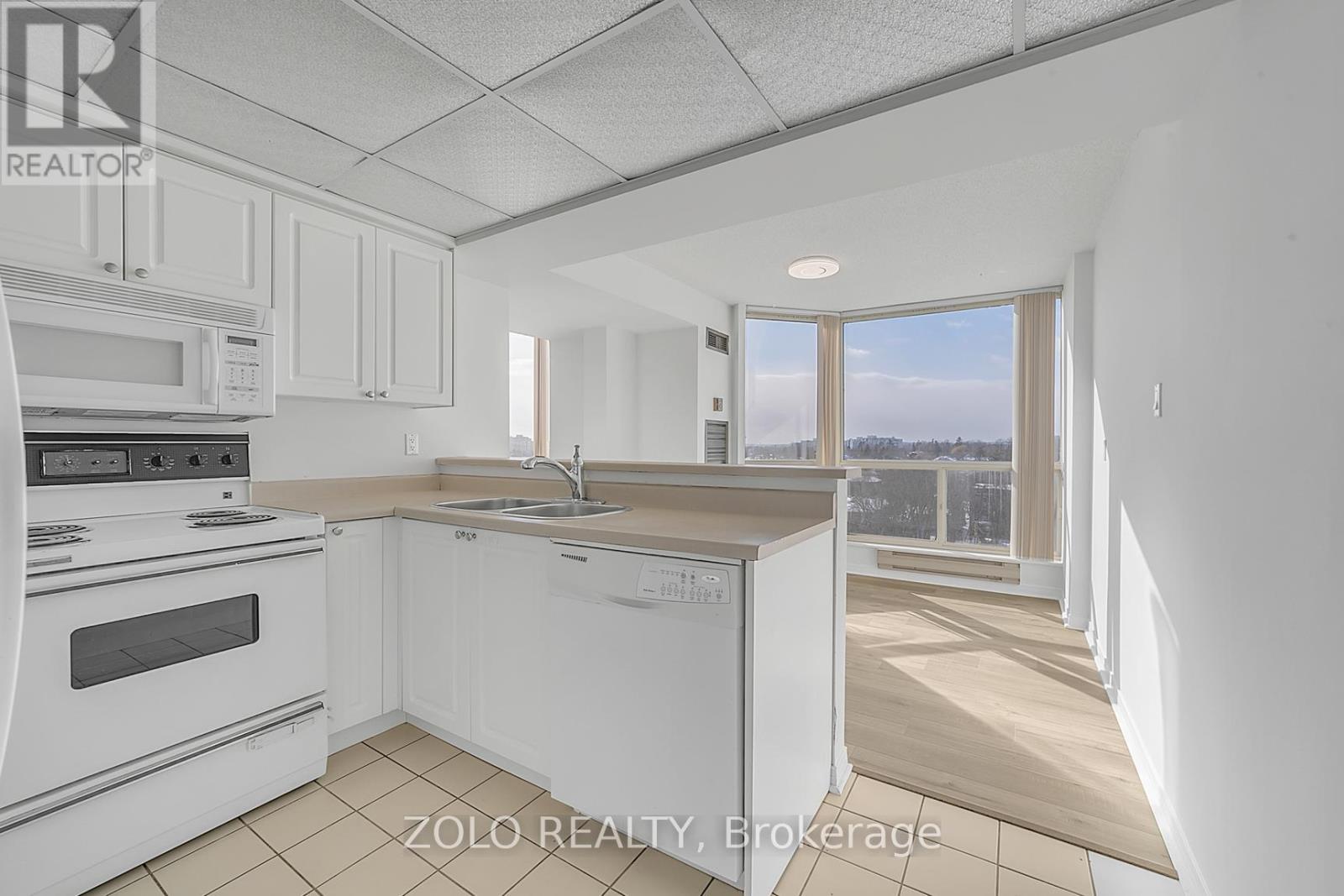 Photo 27 of 819 309 Major Mackenzie Drive E, Richmond Hill ON