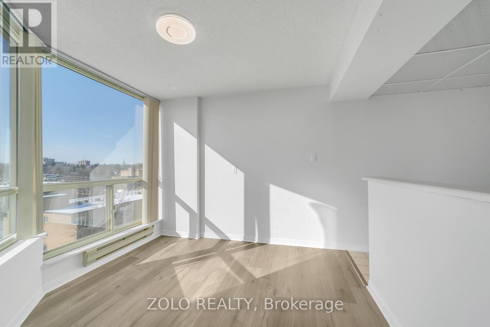 Photo 45 of 819 309 Major Mackenzie Drive E, Richmond Hill ON