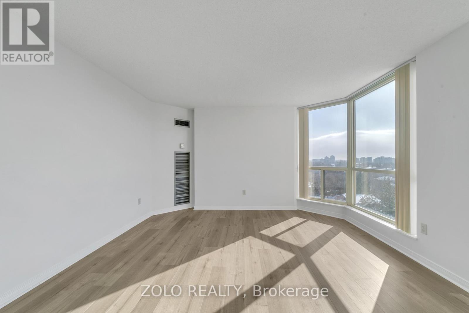 Photo 50 of 819 309 Major Mackenzie Drive E, Richmond Hill ON