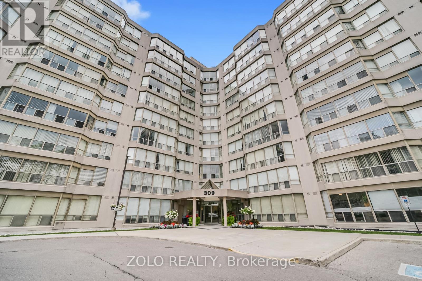 Photo 30 of 819 309 Major Mackenzie Drive E, Richmond Hill ON