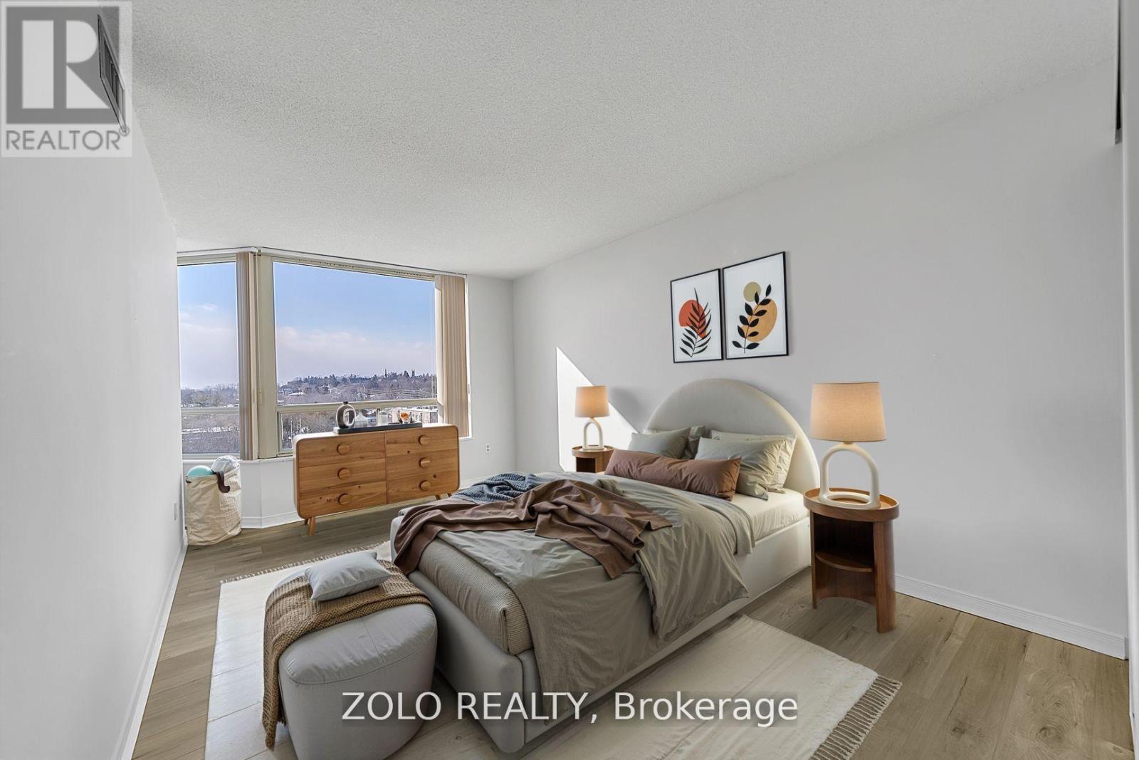 Photo 7 of 819 309 Major Mackenzie Drive E, Richmond Hill ON