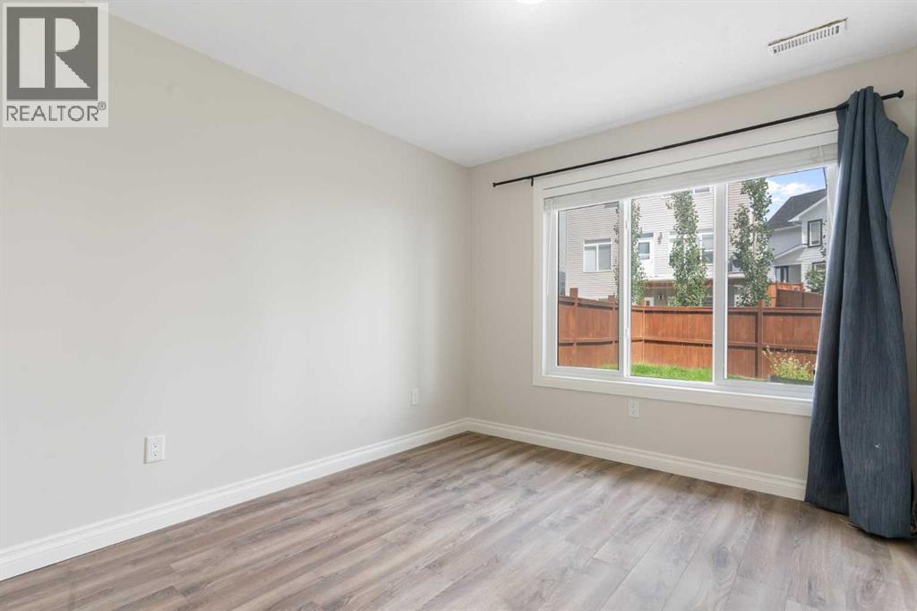 Photo 37 of 141 Sherwood Heights Nw, Calgary AB