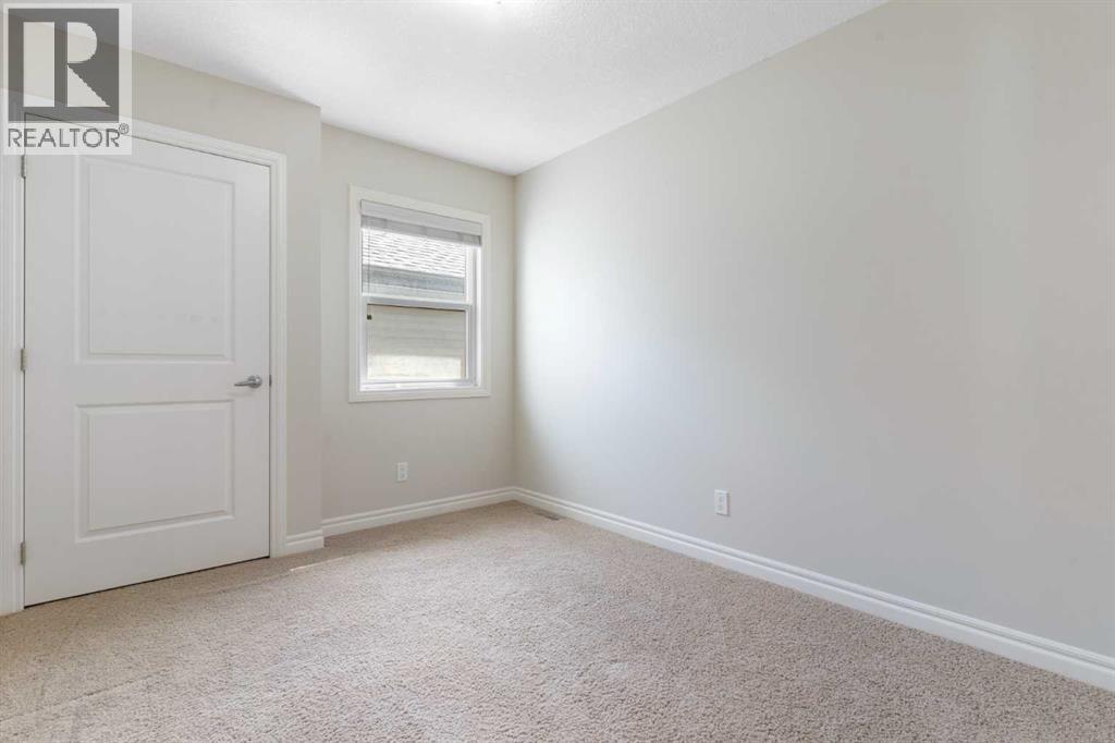 Photo 24 of 141 Sherwood Heights Nw, Calgary AB