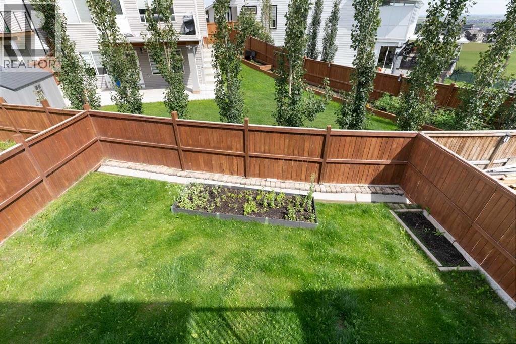 Photo 17 of 141 Sherwood Heights Nw, Calgary AB