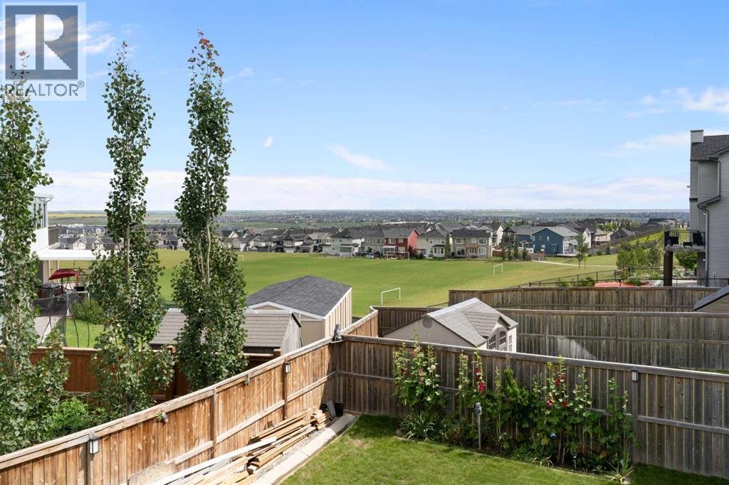 Photo 16 of 141 Sherwood Heights Nw, Calgary AB