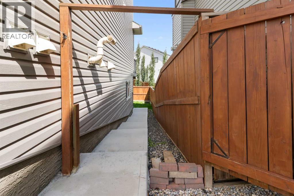 Photo 43 of 141 Sherwood Heights Nw, Calgary AB