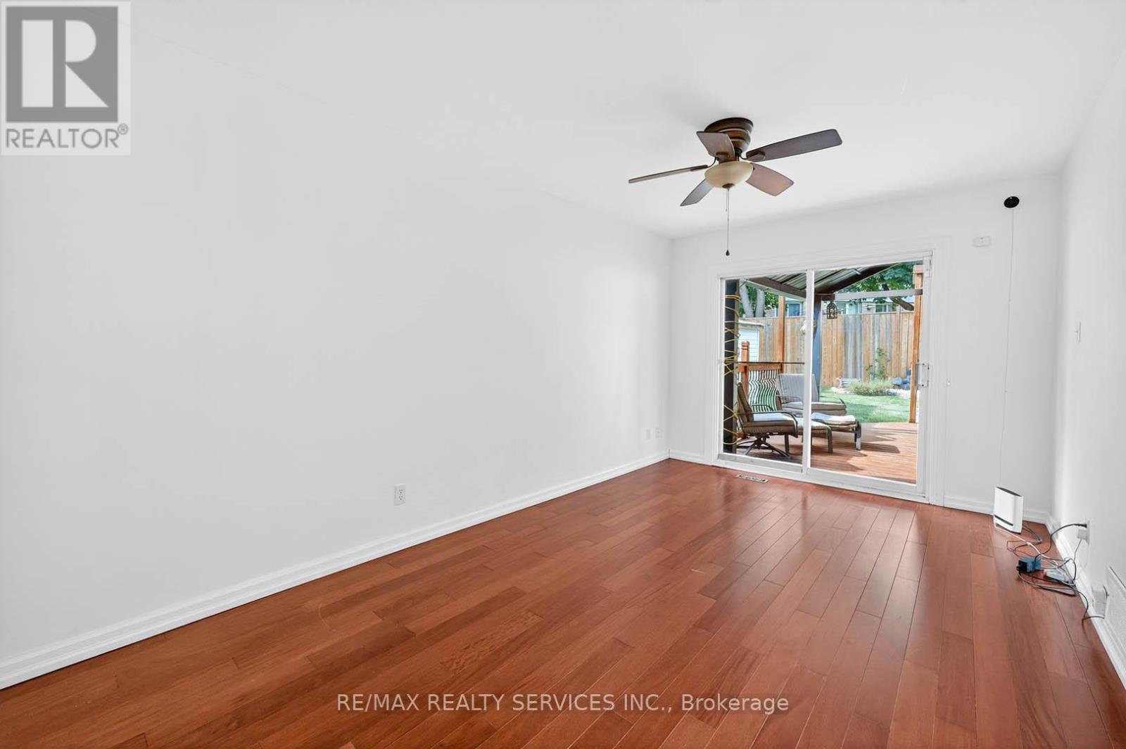 Photo 26 of 28 Chipwood Crescent, Brampton ON