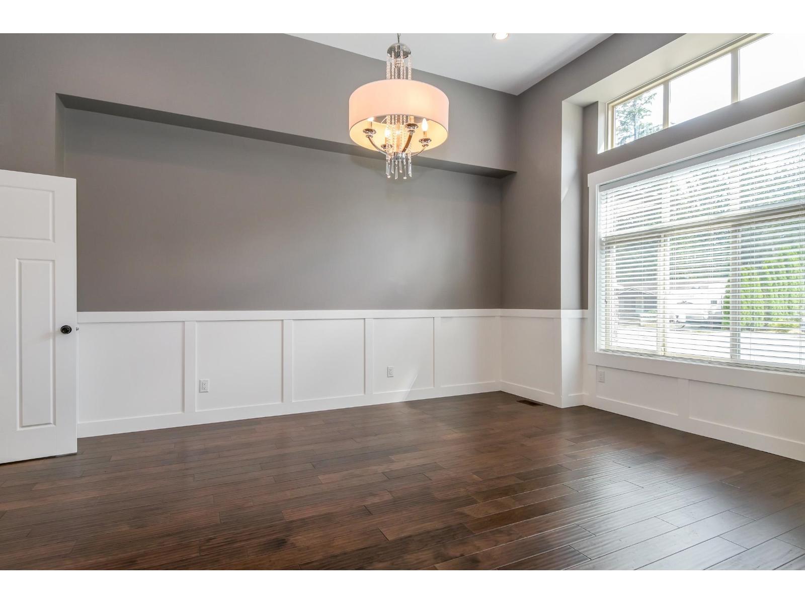 Photo 14 of 20073 38 B Avenue, Langley BC